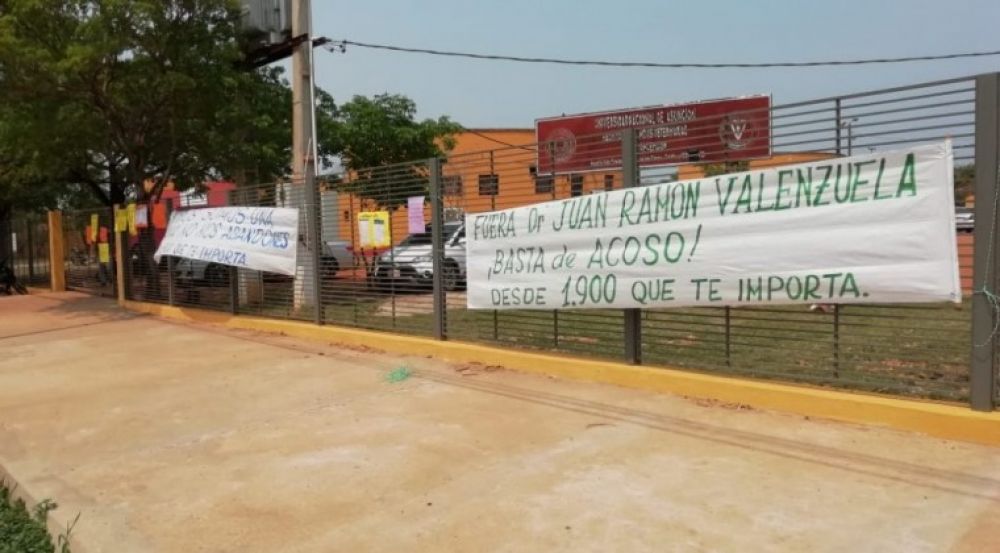 Estudiantes de Veterinaria denuncian a docente por supuestos acosos sexuales