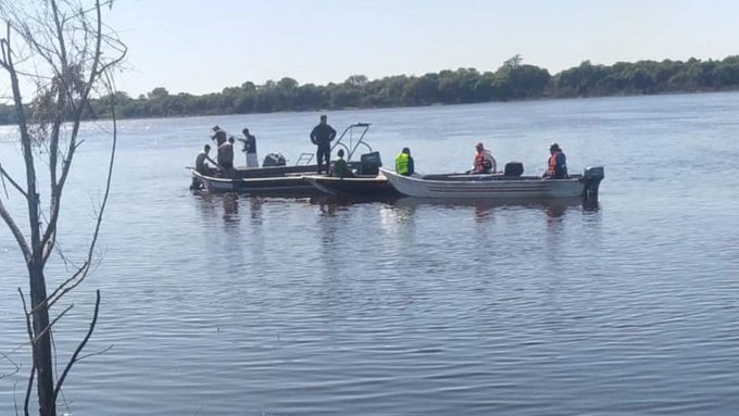 Encontraron canoa de los pescadores desaparecidos en Concepción