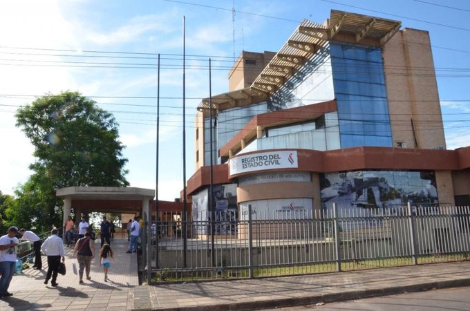 Apartan del cargo a un funcionario del Registro Civil que estaría involucrado en casos de Minotauro y Marset