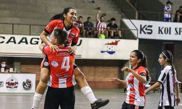 Ovetense golea y clasifica al Nacional Femenino de Futbol de Salón