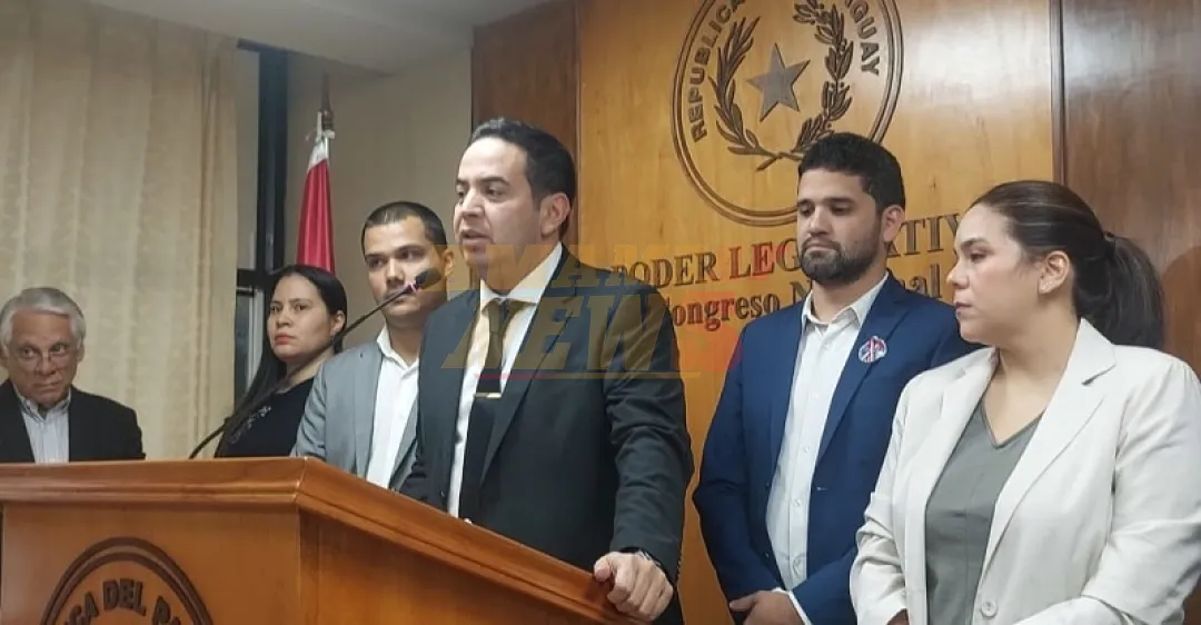 Oposición presenta nuevo proyecto de reforma del transporte público