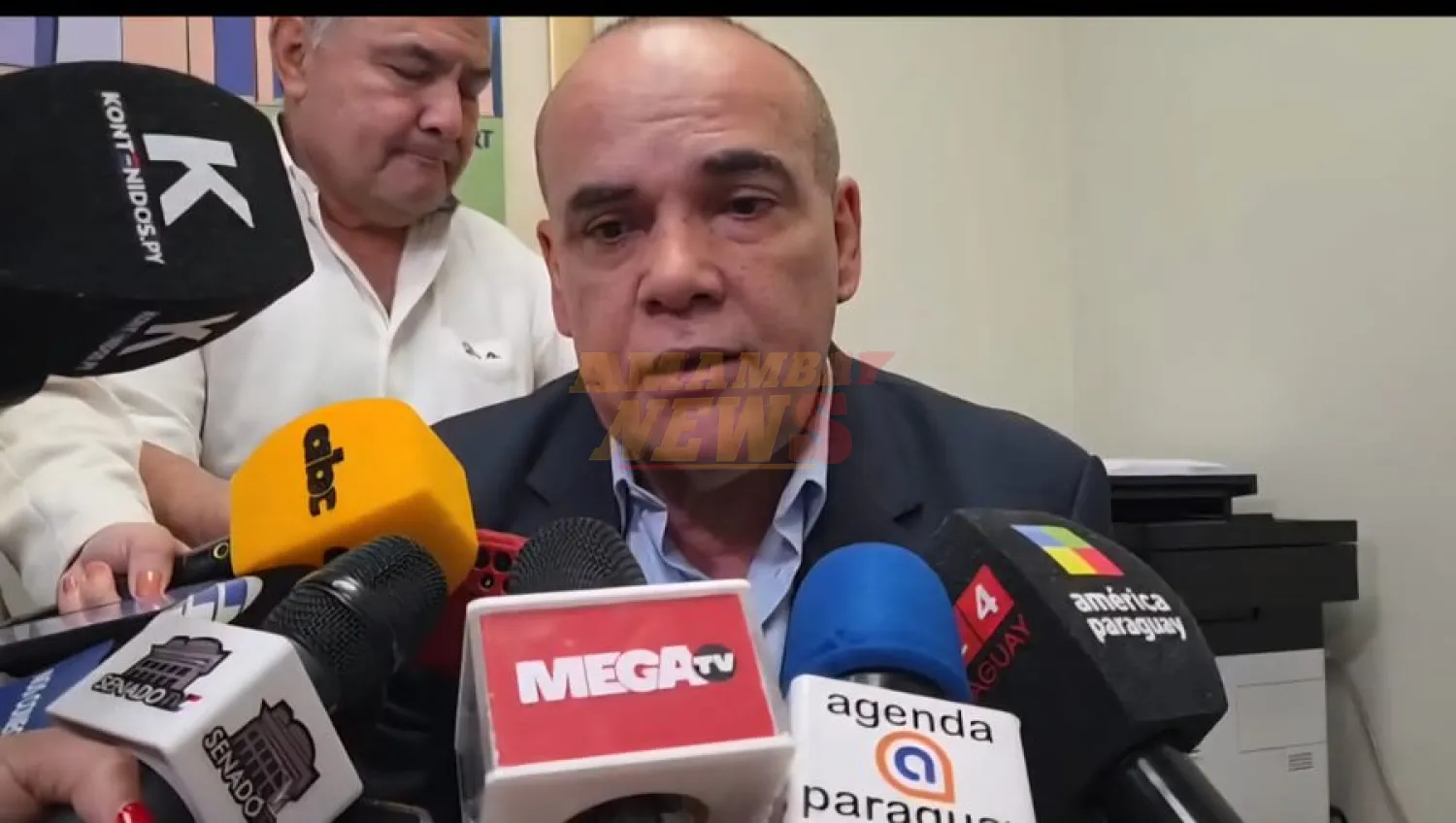 Basilio Núñez impulsa reglamentación de las senadurías vitalicias y reabre debate político en el Congreso