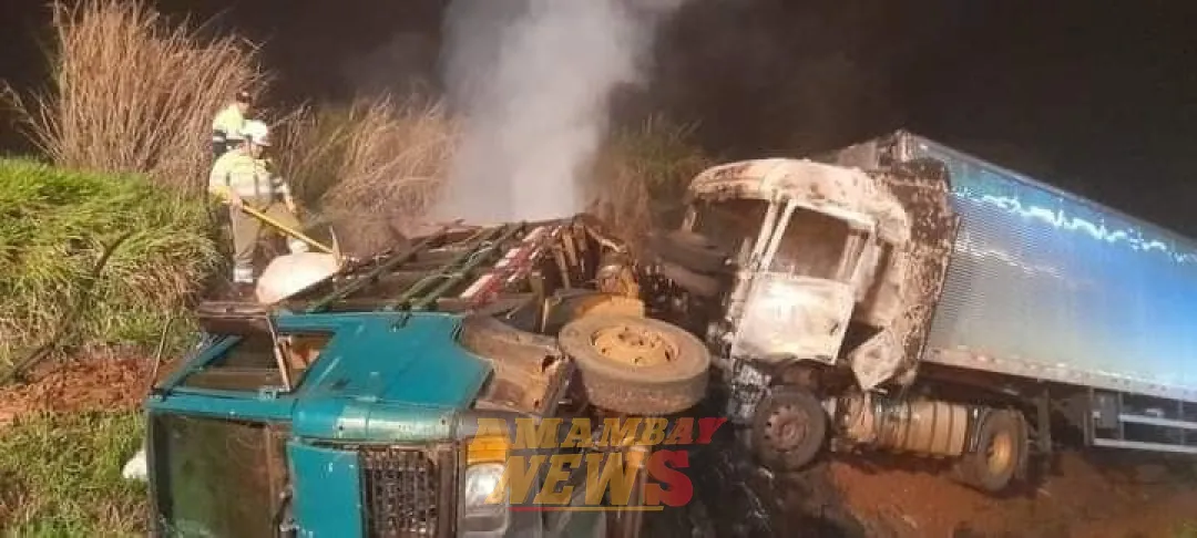 Accidente de tránsito en la ruta PY02 Incendio tras colisión entre camiones