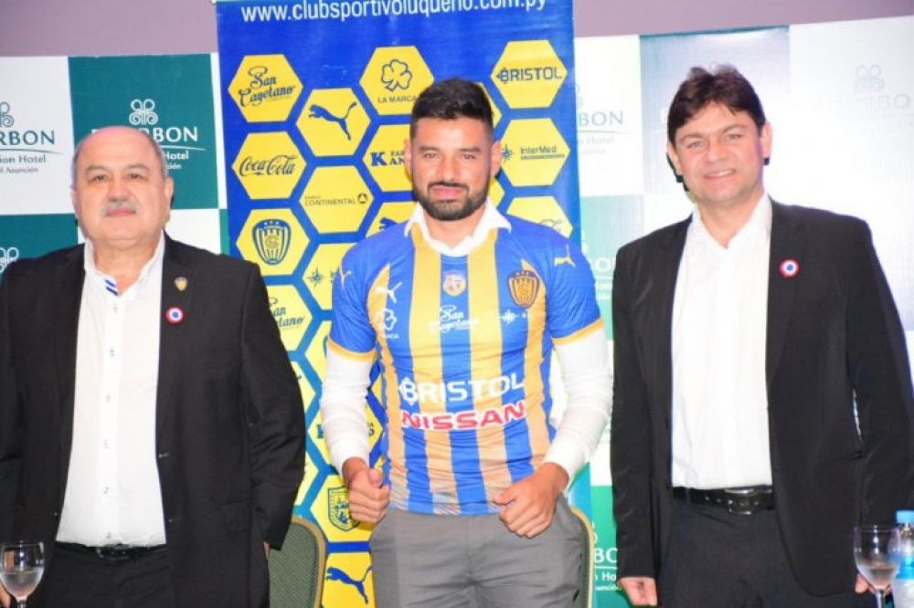Luqueño presenta a su primer refuerzo