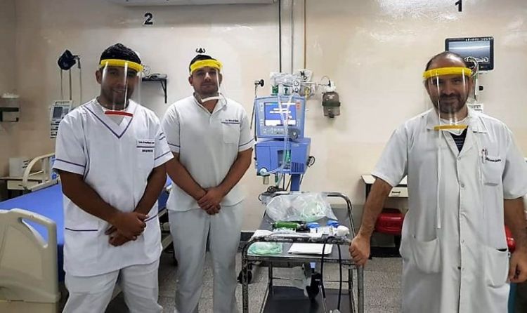 Universitarios entregaron 500 protectores fabricados con impresión 3D
