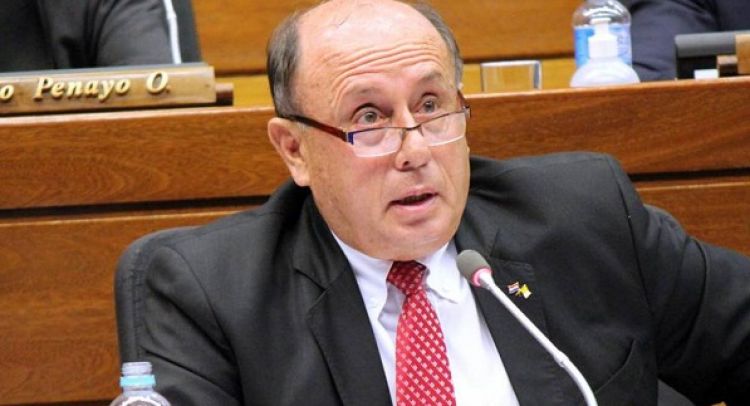 Troche debe renunciar, ratifica su colega Tomás Bittar
