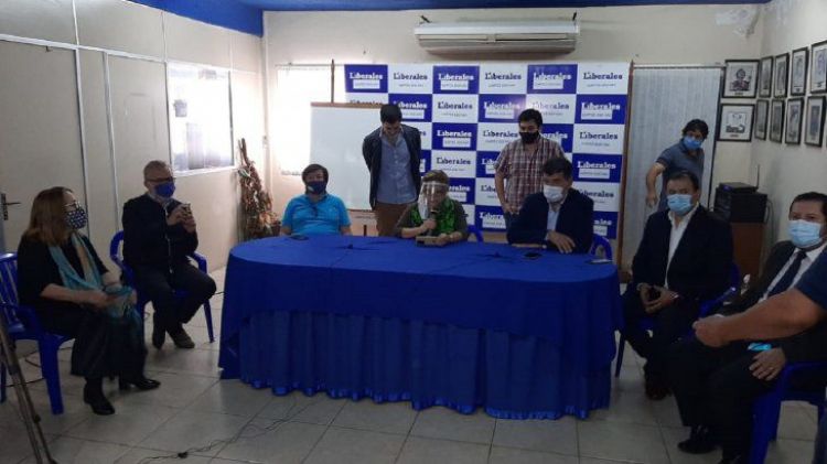Partidos de oposición repudian imputación contra jóvenes liberales