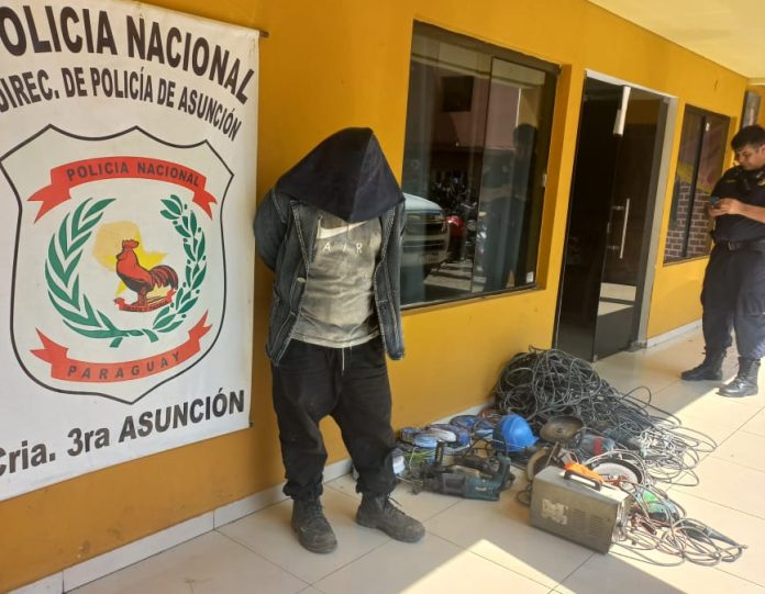 Aprehenden a un hombre que estaba robando herramientas de una obra en Asunción