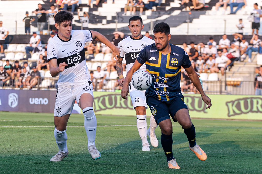Por un penal en el descuento, a Olimpia se le vuelve a escapar el triunfo