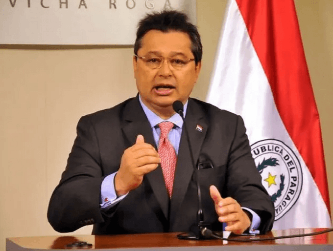 Gustavo Leite trabaja en proyecto para eliminar buses chatarras, afirma