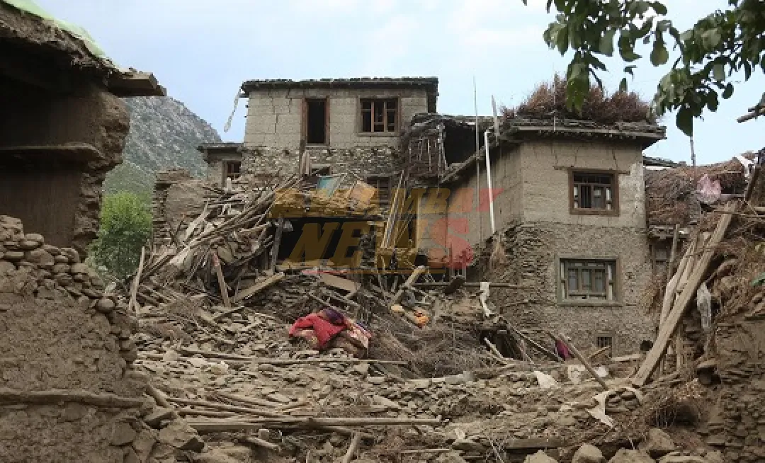 Suben a más de 1.400 los muertos por terremoto en Afganistán; hay 3.000 heridos y miles de casas destruidas