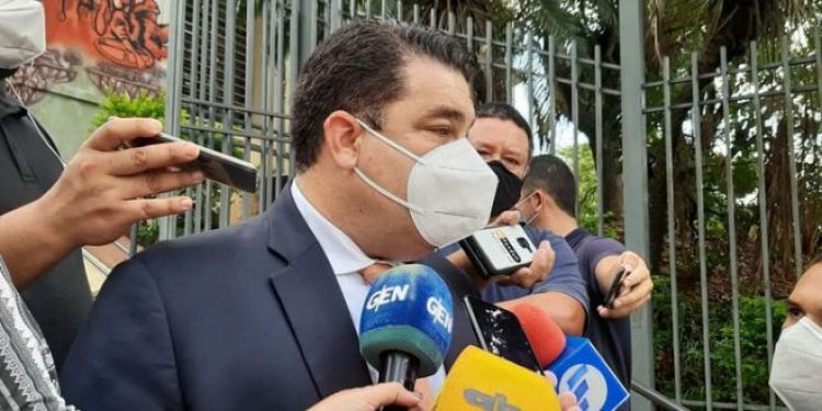 Vacunas anticovid: desde el sector privado hablan de "anuncio importante, prximamente"