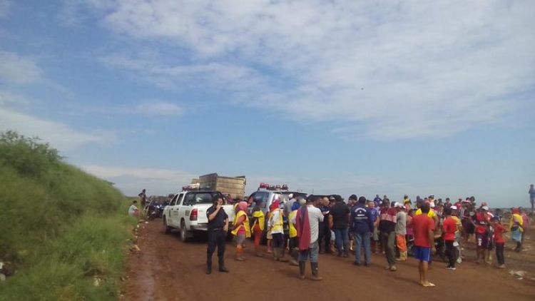 Mujer muere tras ser arrollada por un camión en Cateura