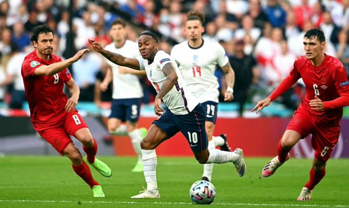 Dinamarca pone a prueba las dudas de Inglaterra