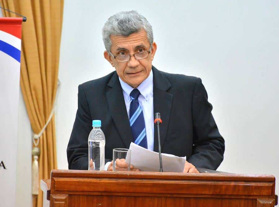 Emilio Camacho sería el abogado de la chapa Presidencial de la Concertación Nacional