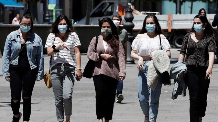Personas de 18 años en adelante ya pueden registrarse para la vacunación