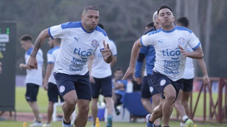 Convocados para un nuevo entrenamiento de la Albirroja