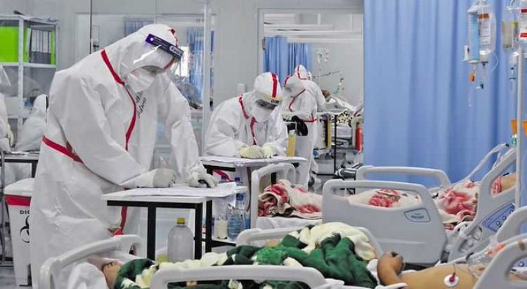 Médicos piden cuarentena total por dos semanas debido al colapso en hospitales