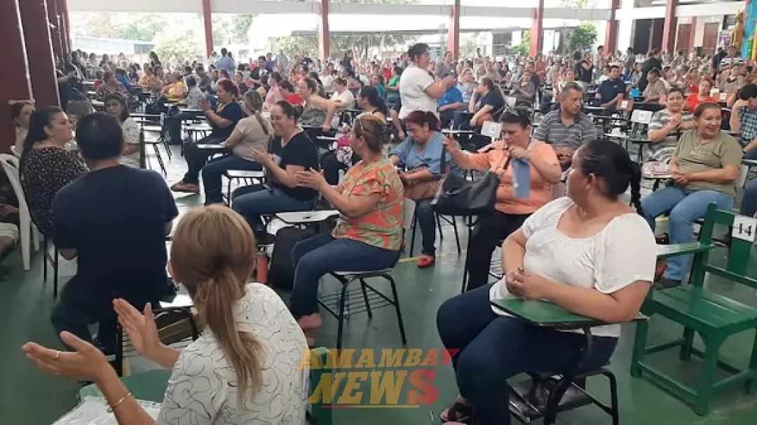 6.000 docentes aplazados en examen del Banco de Datos