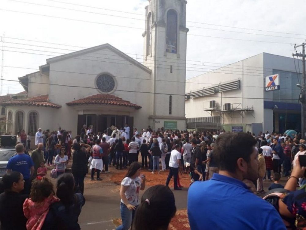Católicos celebraron la fiesta del Corpus Christi en Ponta Porã