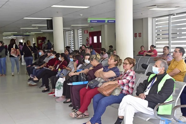 Protestas en el IPS por la deficiente atención de una reumatóloga