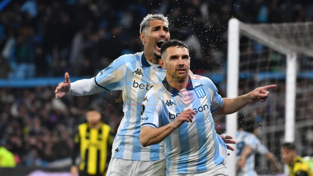 Racing gana en dramático final y se las verá con Vélez en cuartos de final