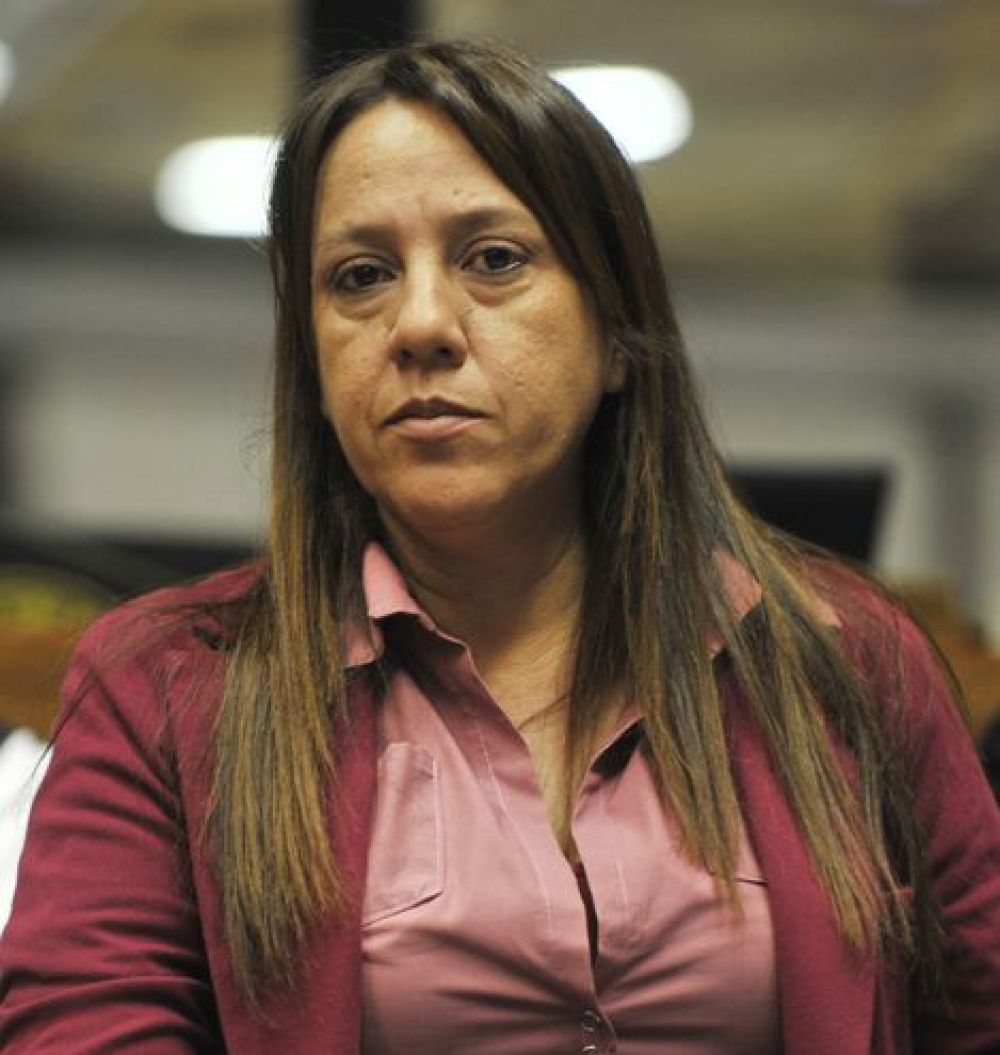 Chicanean y suspenden audiencia de medidas para exdiputada Rocío Casco