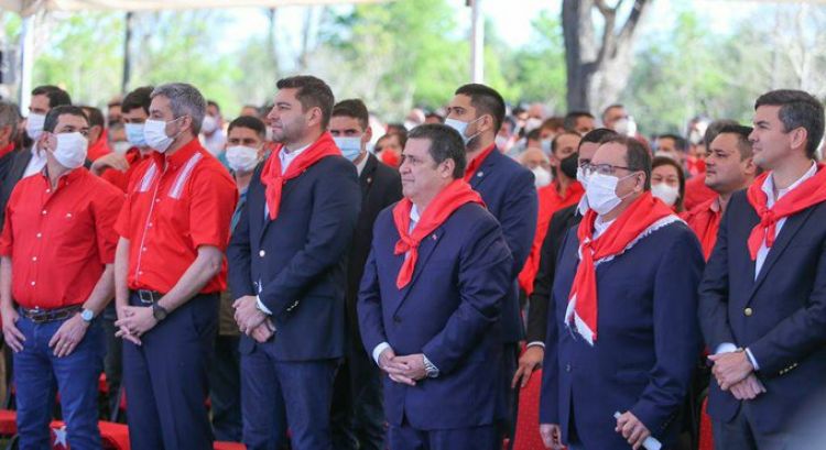 Frío aniversario ANR: Encuentro para la foto y no para el abrazo republicano