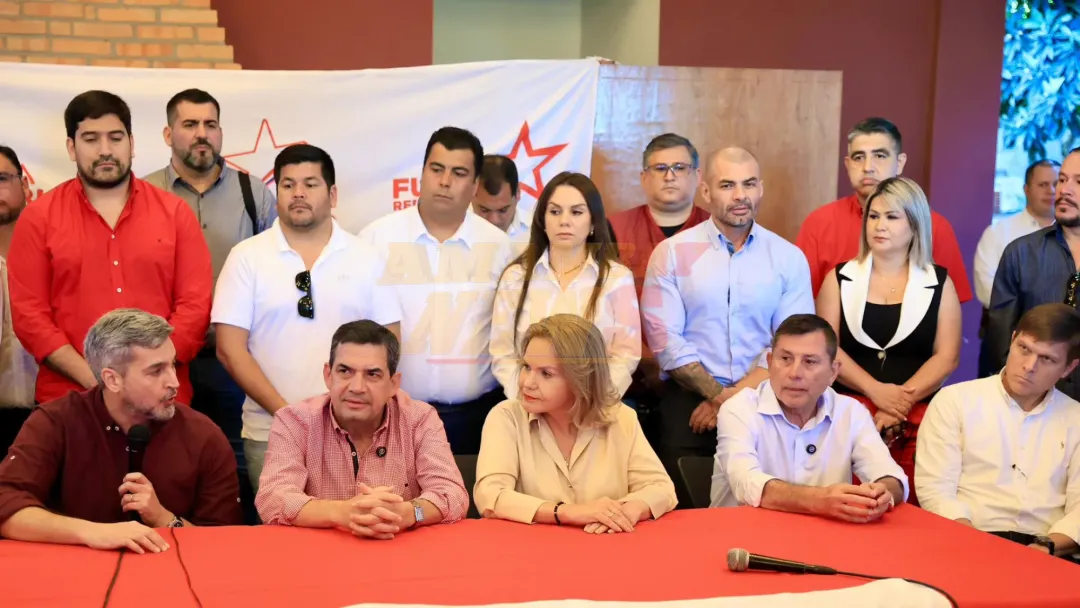 Lilian lanza un dardo al cartismo y se refiere a la baja participación colorada en internas de CDE