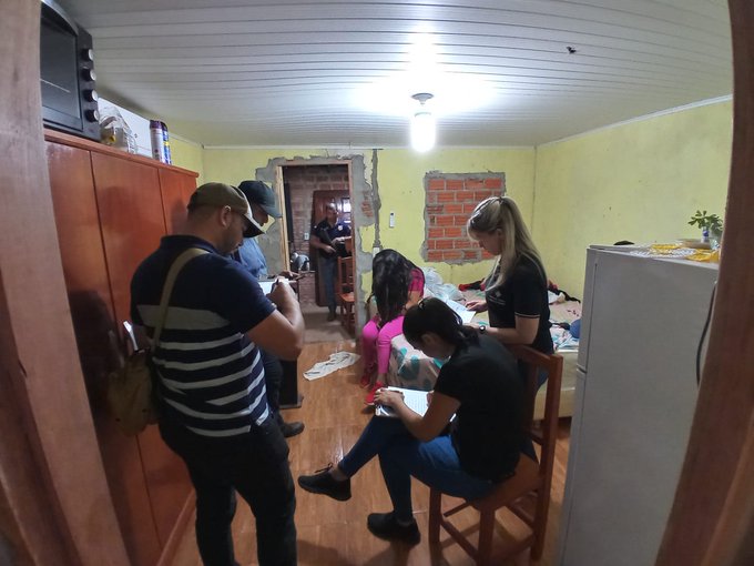 Sedujo a un hombre, lo “durmió” con la bebida y le robó todo