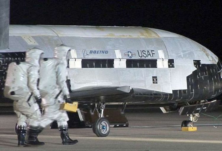 Lo que se sabe de la nueva misión del X-37B, el misterioso avión orbital de la Fuerza Aérea de EEUU