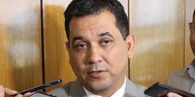 Arévalo trata de “delincuente” al presidente del IPS por los manejos irregulares