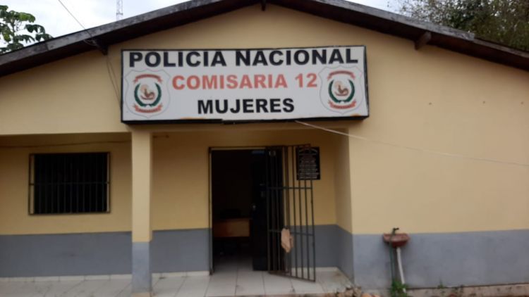 Logró liberar a su esposa presa, pero fue detenido en PJC