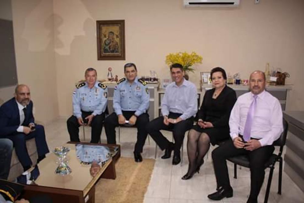 Comandante de la Policía visitó al Gobernador de Amambay