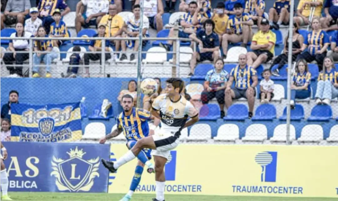 Sábado de fútbol en el Defensores