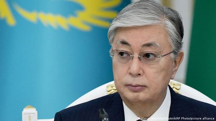 Promete Tokayev respuesta firme a protestas en Kazajistán
