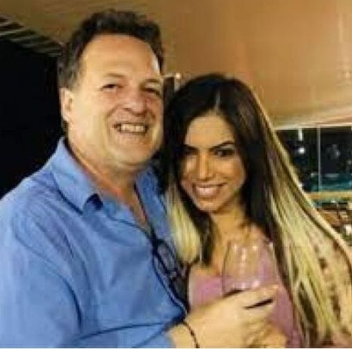 "Malou" agradece pero evita hablar de su derrota y la de su marido el "Pinocho González"