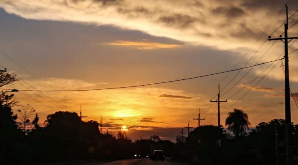 Anuncian día cálido con bajas chances de lluvia