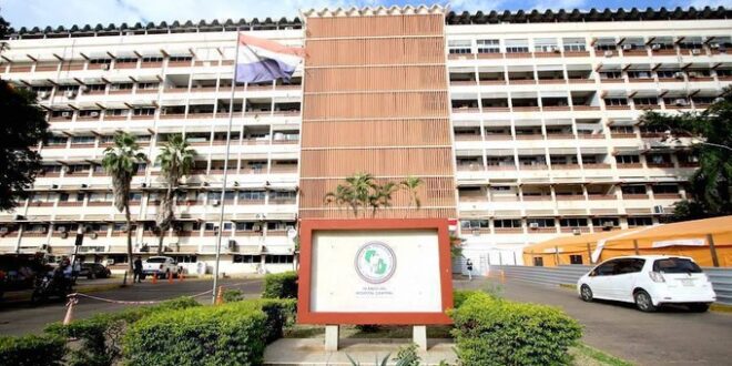 Consejo de IPS suspende licitación de servicio de limpieza por casi G. 69.000 millones