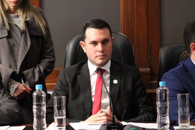 Ratifican imputación de Hernán Rivas