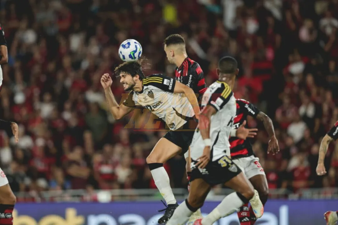 Flamengo vence al Mineiro y asume el liderato del Brasileirao