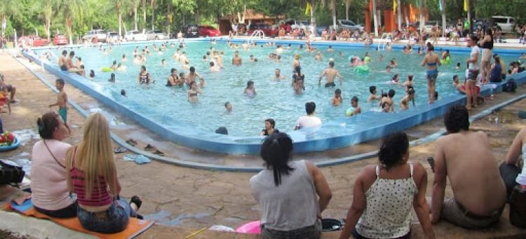 Establecen procedimiento para habilitación de balnearios y playas