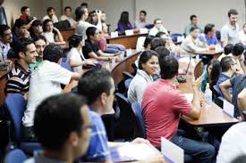 Por falta de dinero, 7 de cada 10 jóvenes no acceden a estudios universitarios