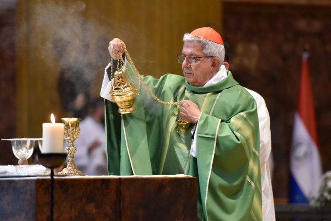 Cardenal Adalberto Martínez regresa al país este jueves y oficiará su primera misa en el Bañado Sur