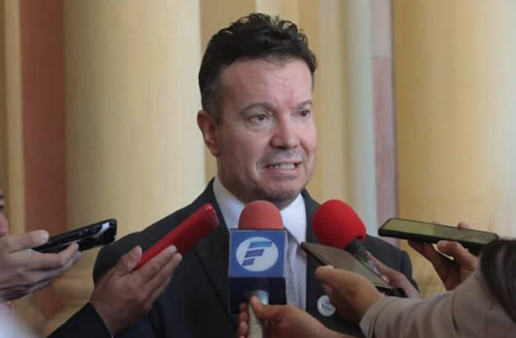 Arregui desmiente versiones de abogado de Cartes acerca de producción de «informes tendenciosos»