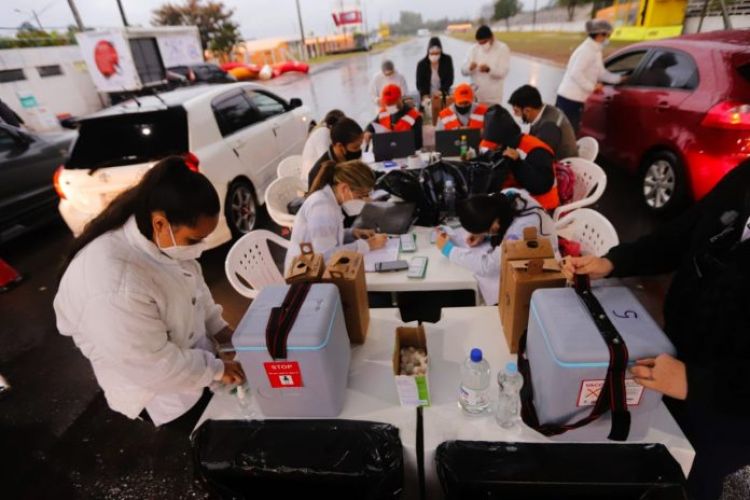 Se cerró jornada de vacunación en todo el país, el lunes se retomarán las inmunizaciones