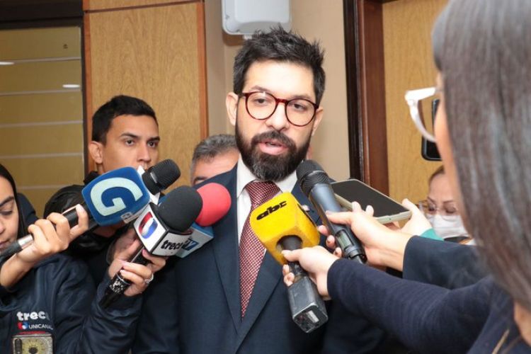 Fiscal Legal considera que es «de mediocres» comparar el caso Giuzzio con el de Cartes