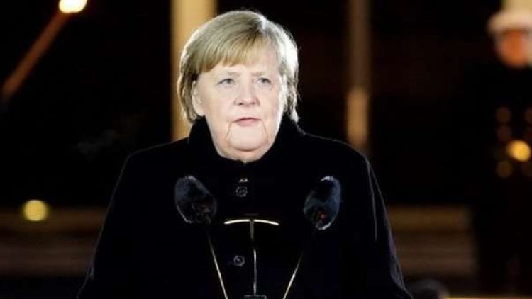 Angela Merkel: el emotivo discurso de la canciller alemana y la canción punk que sonó en su despedida