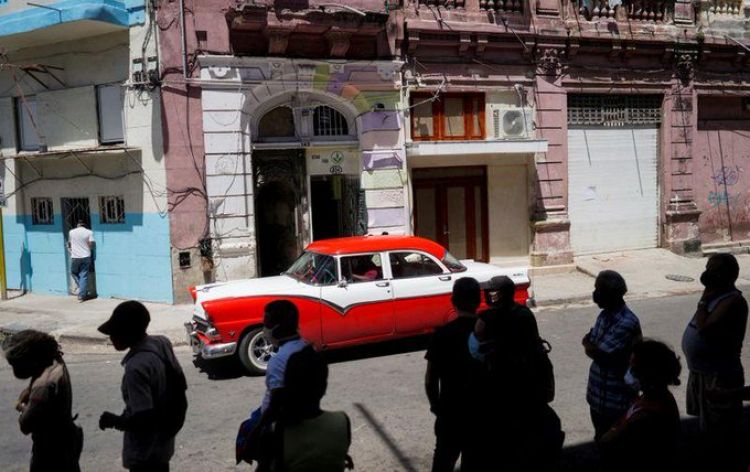Cuba impone toque de queda y fuertes restricciones para frenar el COVID-19
