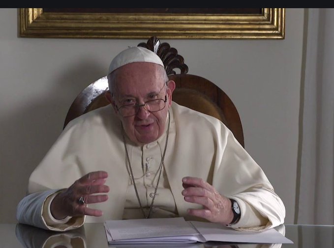 Papa prohibió a los católicos adherirse a la masonería